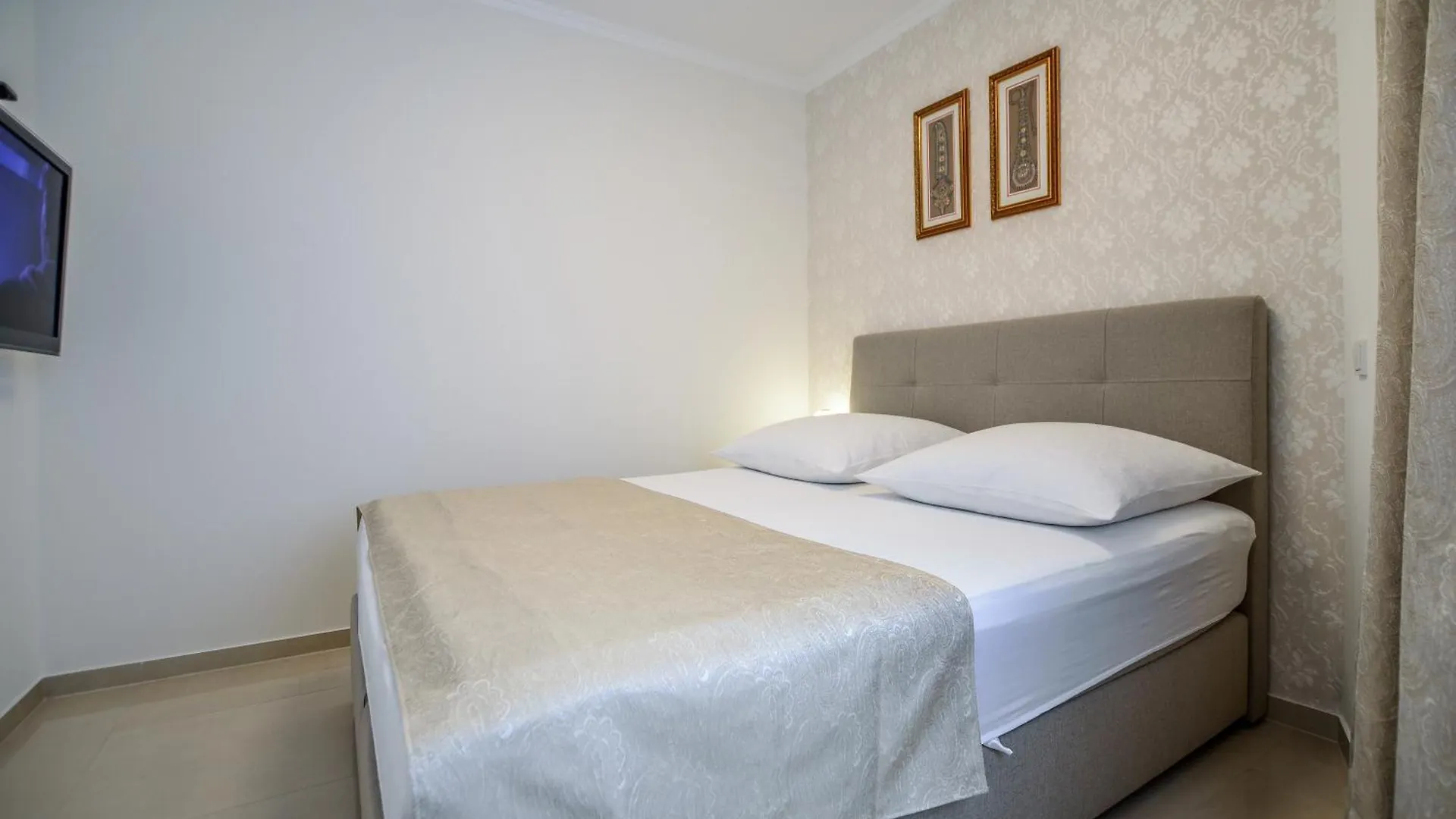 Stylisch Und Schick, Neue Wohnung, U-Bahn 2 Minuten Kolonia Niemcy